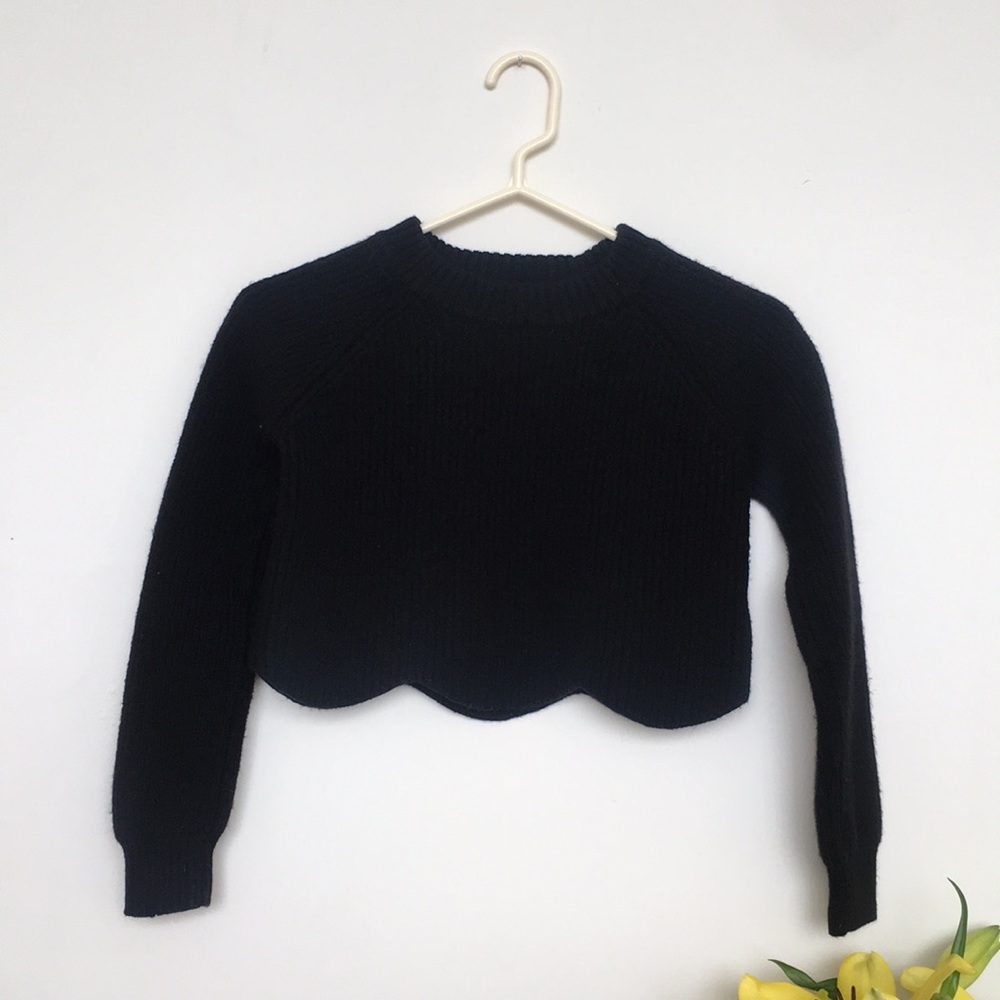 Sardou Sweater